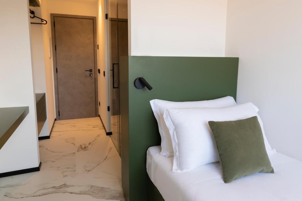 The City Hotel أنكونا المظهر الخارجي الصورة