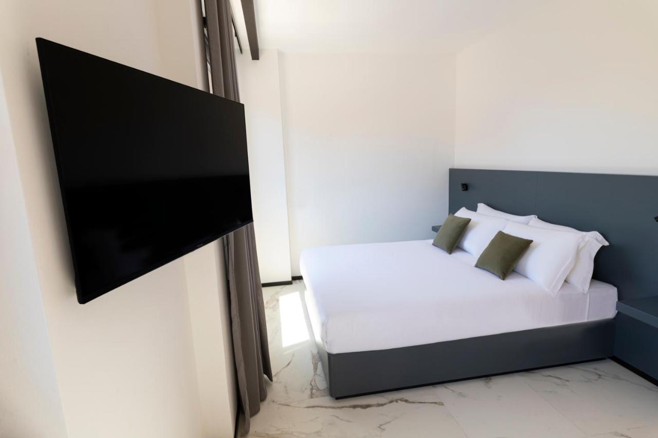 The City Hotel أنكونا المظهر الخارجي الصورة