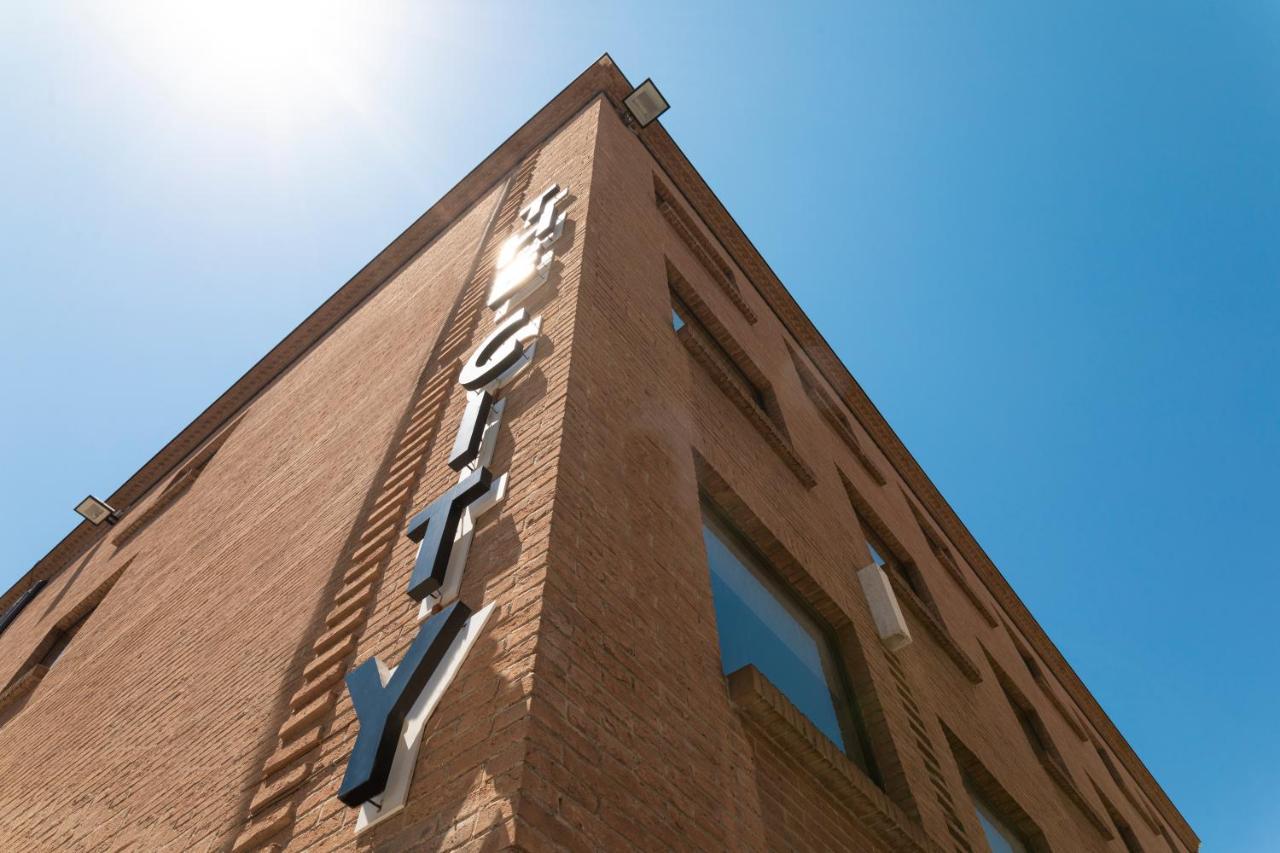 The City Hotel أنكونا المظهر الخارجي الصورة