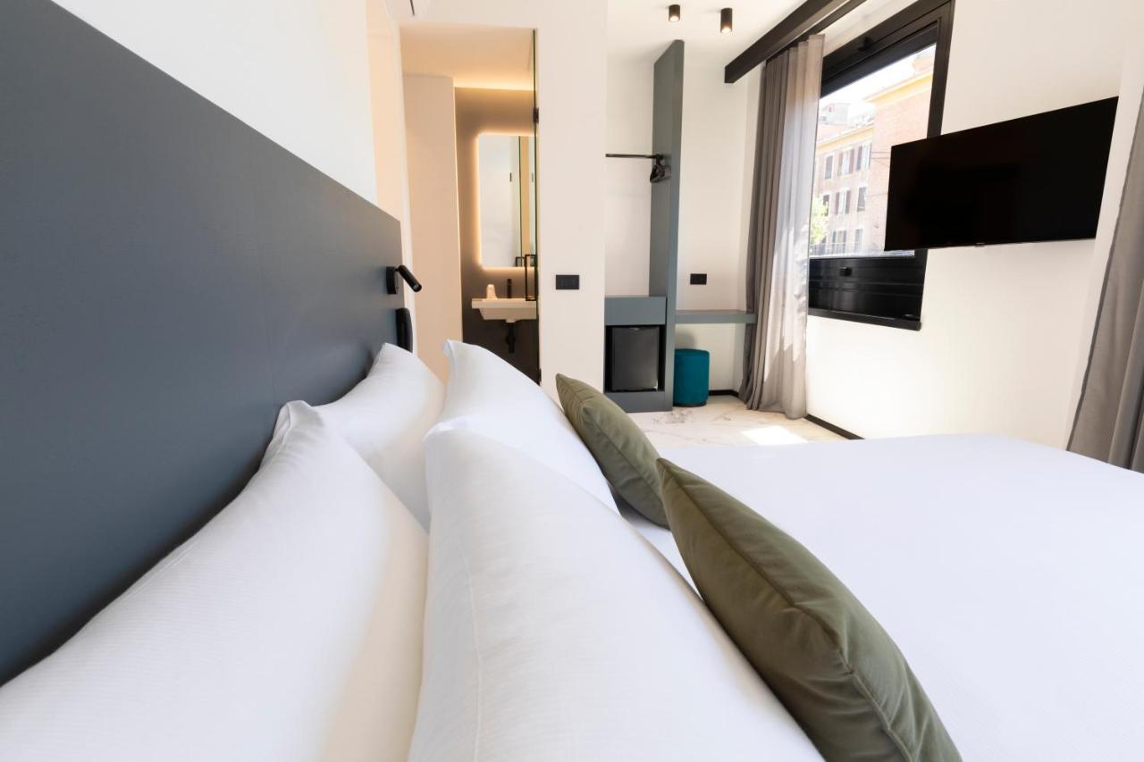 The City Hotel أنكونا المظهر الخارجي الصورة