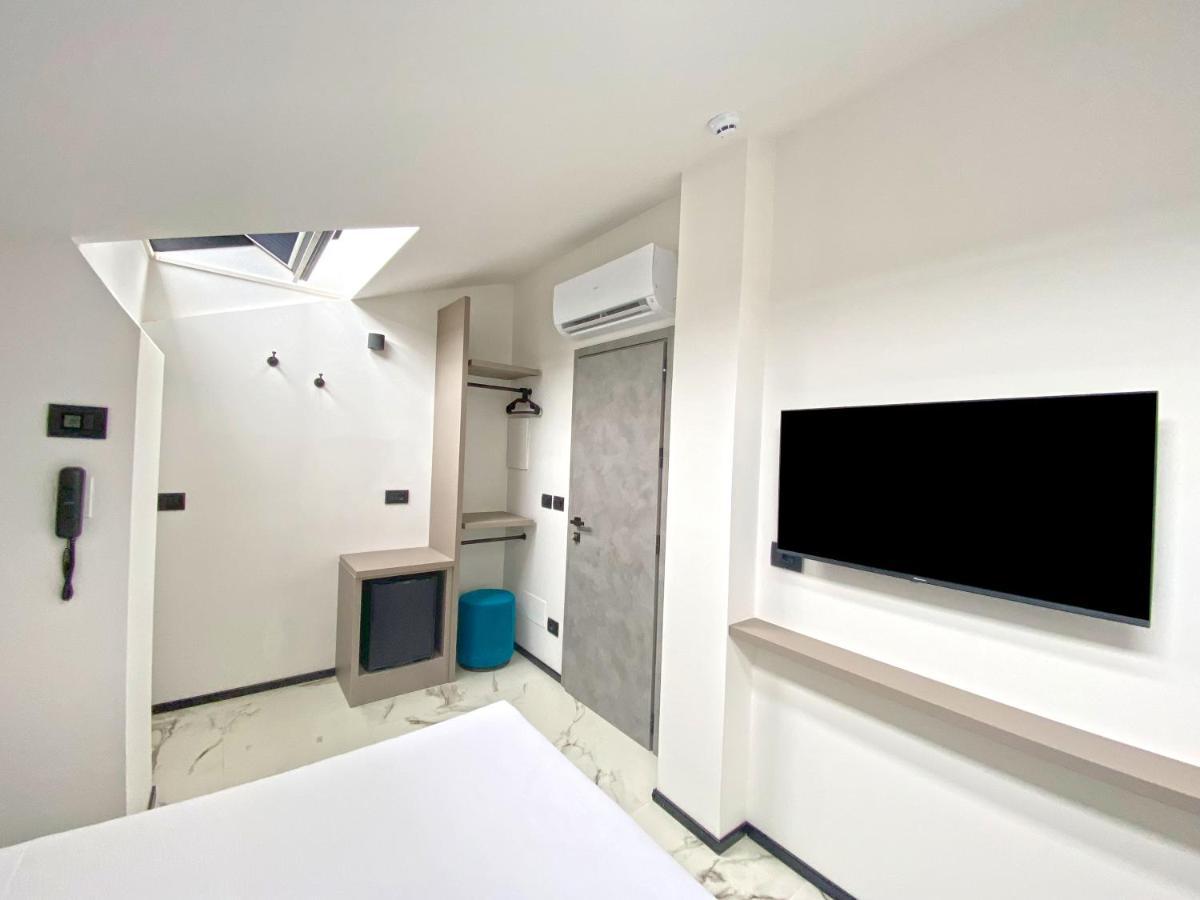 The City Hotel أنكونا المظهر الخارجي الصورة